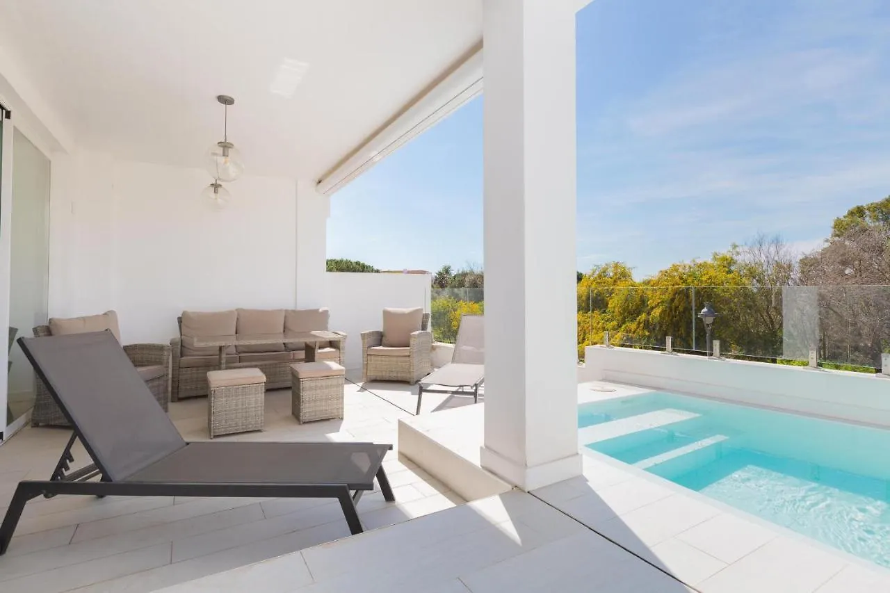 Artola Villa Marbella 0*,